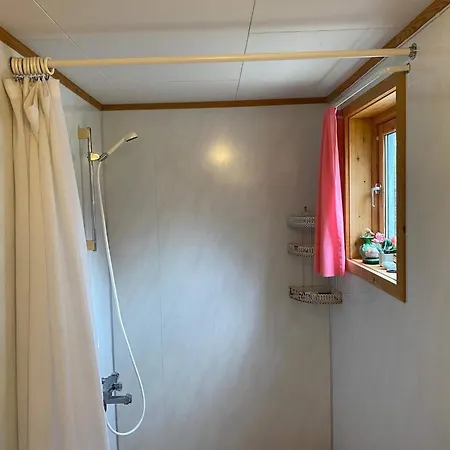 בית נופש 8 Person In Svensby